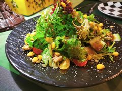 坚果混合蔬菜沙拉-阿兹凯乐·老洋房西餐