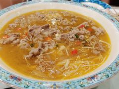 锅仔酸汤肥牛-巴依老爷新疆美食(清华东门店)