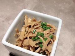 -新白鹿餐厅(金鹰新街口店)