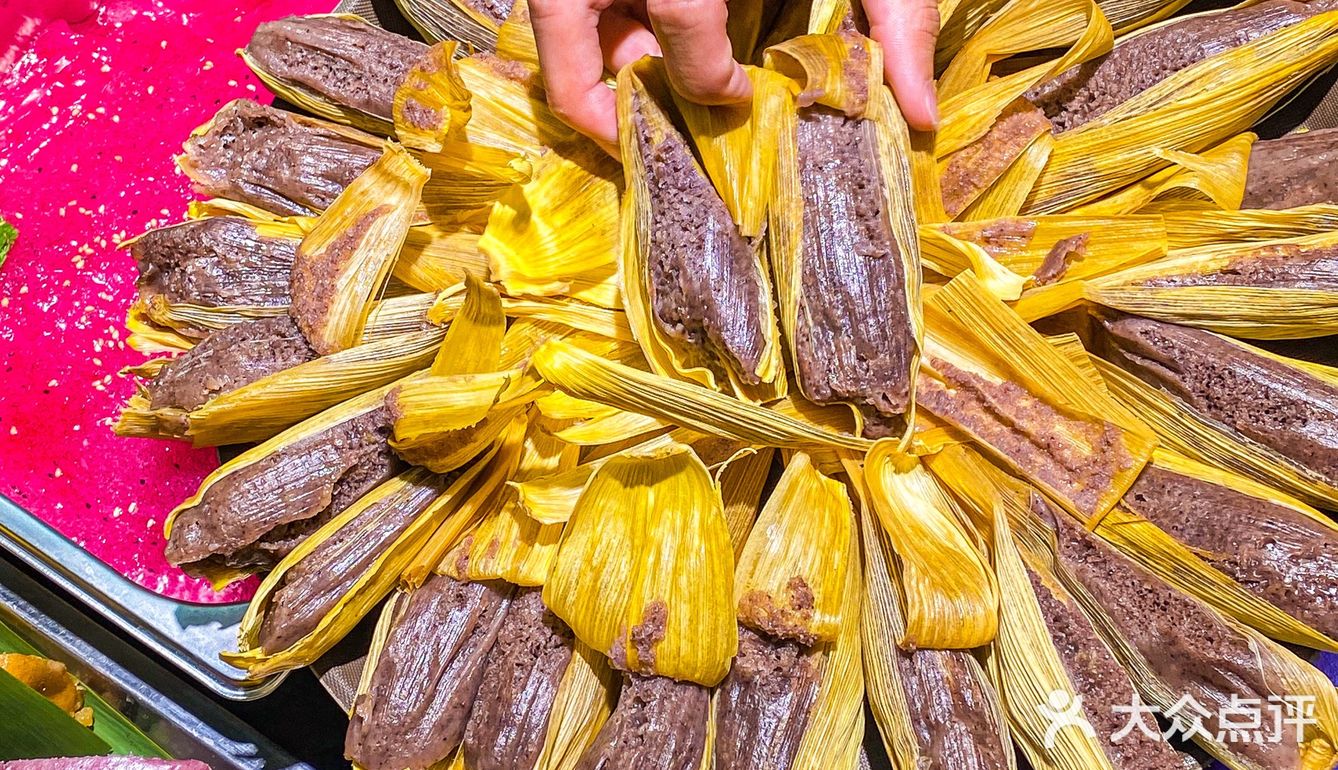 穿城三十公里也要来吃的老火锅！五彩冰粉绝绝子！