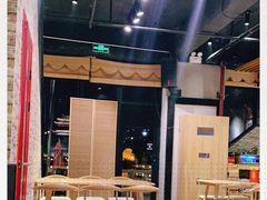 -聚汇三少·龙虾·中餐厅(莫邪路新天地店)