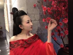 点击看大图 -盘子女人坊古装写真摄影(深圳店)