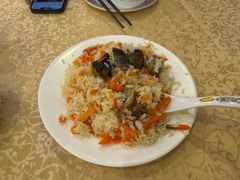 -维吾尔餐厅(宜山路店)