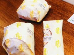 手工牛肉双层汉堡-MrBurger汉堡披萨意面(东财店)