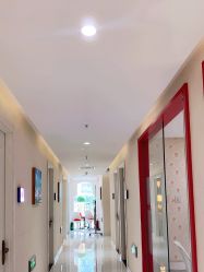 -咪咪比基尼脱毛专业店