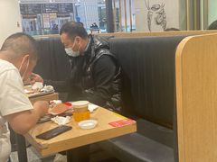 大堂-麦当劳(北京大兴机场二层国内到达(安检外)店)