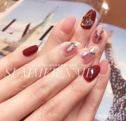 -摩睫+皮肤管理·科学美容中心