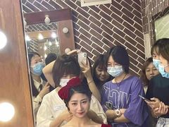 -金夫人化妆摄影职业培训学校