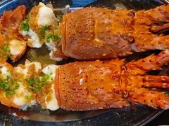 -三亚火车头万人海鲜广场