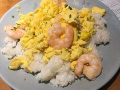 黄袍滑蛋大虾饭-南小馆(迪士尼小镇店)