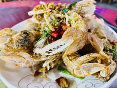 -三亚火车头万人海鲜广场