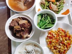 -臻爱住家月嫂育儿嫂(万达店)