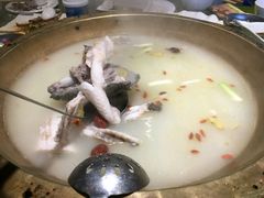 -颜氏双江清水鱼一养身火锅(磁器口店)