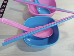 -友达面馆·酸菜鱼面(钱塘区店)