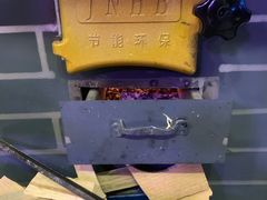 -地锅公社·现炒地锅鸡·地锅鱼·夜宵(罗锦路店)