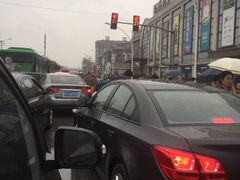 -松江万达广场-停车场