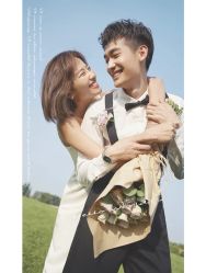 -易摄影婚纱摄影工作室