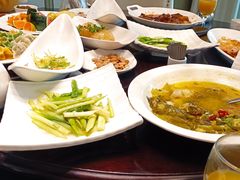 -李沧绿城喜来登酒店大堂吧