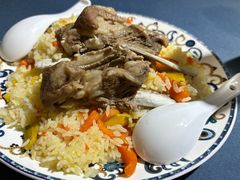 羊腿手抓饭-伊带伊路新疆美食府(呼家楼店)