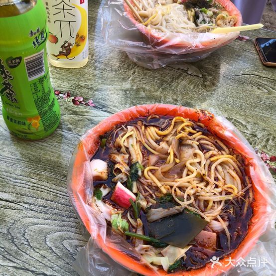 桦南满街香大碗麻辣烫(工大店)