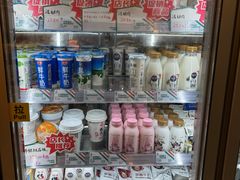 -牛朋牛奶棚(南昌路店)