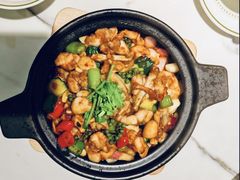 藤椒牛蛙砂锅-春家·非遗手工小吃(徐汇万科广场店)