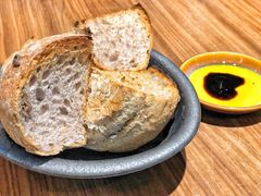 餐前面包-Erman岩烧牛排(虹桥南丰城店)