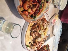 -小鱼儿海鲜港(新村十区店)