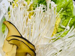 -红鼎豆捞·非遗鲍皇汤火锅(宝丰路店)