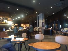 大堂-星巴克(潍坊泰华广场店)