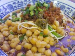 -渝之汇牛肉豌杂面