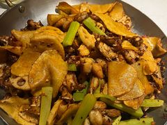 招牌干锅牛蛙-蛙蛙叫·干锅年代(钻石广场店)