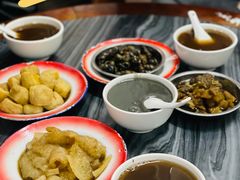 -万家乐小小饮食店