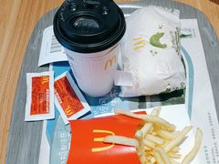 -麦当劳(玉桥中路店)