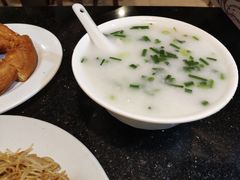 -伍湛记 · 广州老字号(龙津中路店)