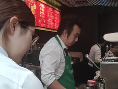 -星巴克(北京南站2B检票口)