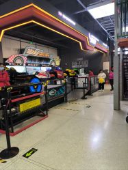-嗨翻Hi-Fun竞技主题乐园·蹦床团建生日聚会(五棵松华熙店)