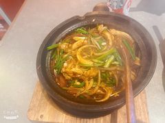 -不二啫·广府啫啫煲(江燕路万科里店)