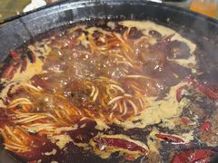 -黄潇洒老火锅(九眼桥宏济巷店)
