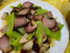 -乡土特色.冷锅鱼.牦牛肉汤锅