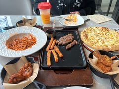 -必胜客(世纪港湾店)