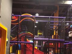 -Tenker Club弹刻极限主题公园 · 蹦床 · 团建 · 生日派对(大关店)