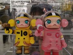 -泡泡玛特POPMART(侨福芳草地店)