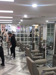 -米娜护肤造型