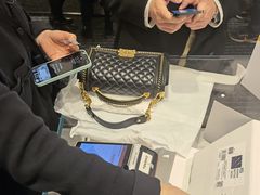 -CHANEL(恒隆广场店)