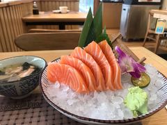 三文鱼刺身-林妈妈村·日式料理(宝山万达店)