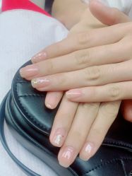-馨米兰美甲美睫
