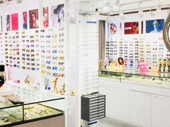 -目艮眼镜SHOWROOM(品牌集合店)
