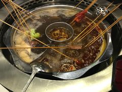 -佰人王串串香火锅(洋珠巷店)
