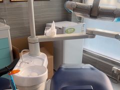 -上海仁爱医院口腔科 · 种植
